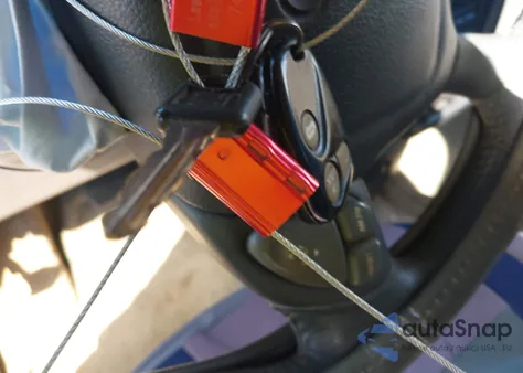 1997 Pontiac Trans Sport из США, поврежденный, VIN 1GMDX03E2VD166536